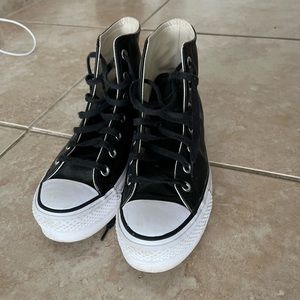 Converse high top in leather size us woman 8